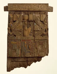 Panel, prawdopodobnie z tyłu krzesła, z Abusir (drewno i szkło)